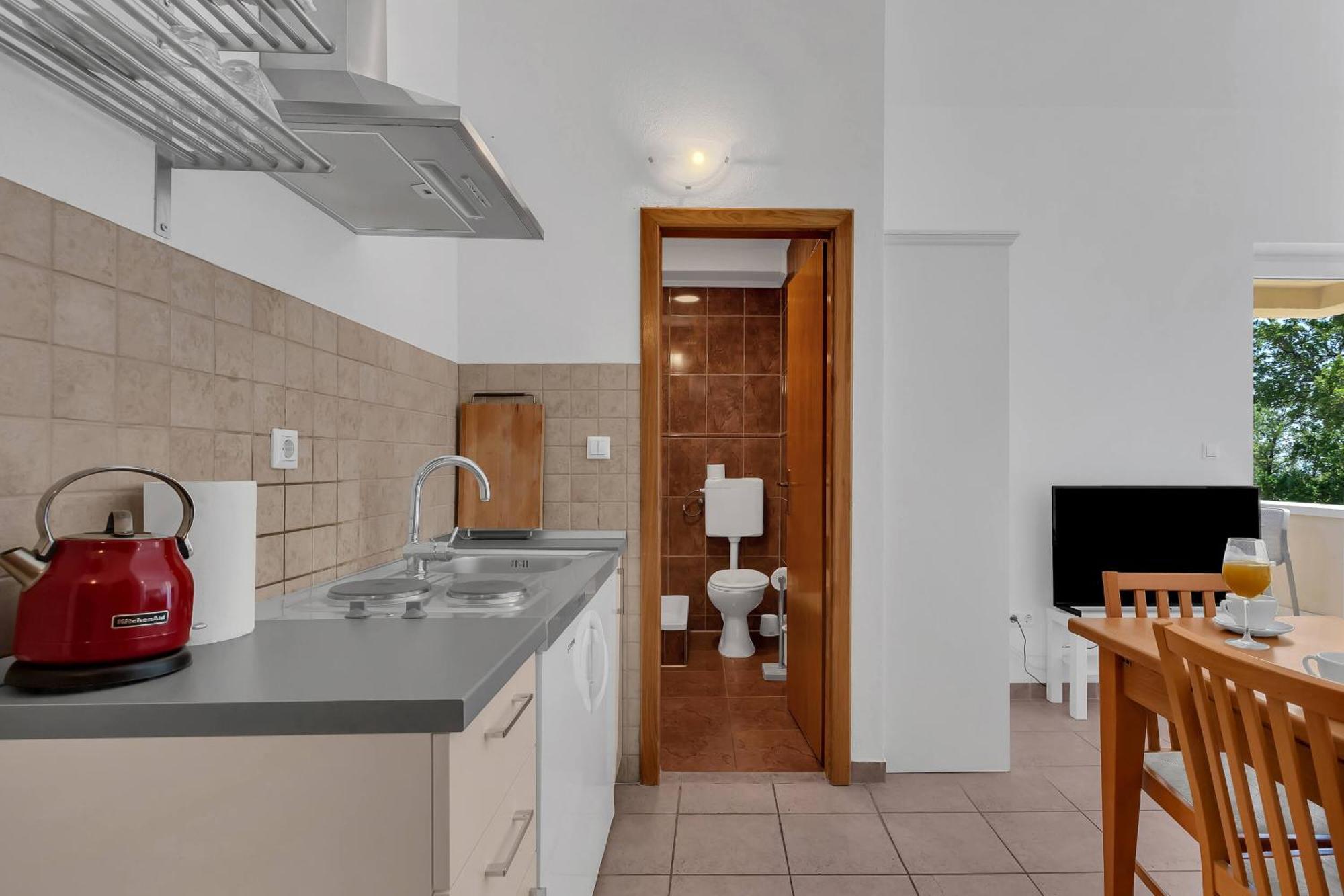 Apartments Marin Брела Екстер'єр фото