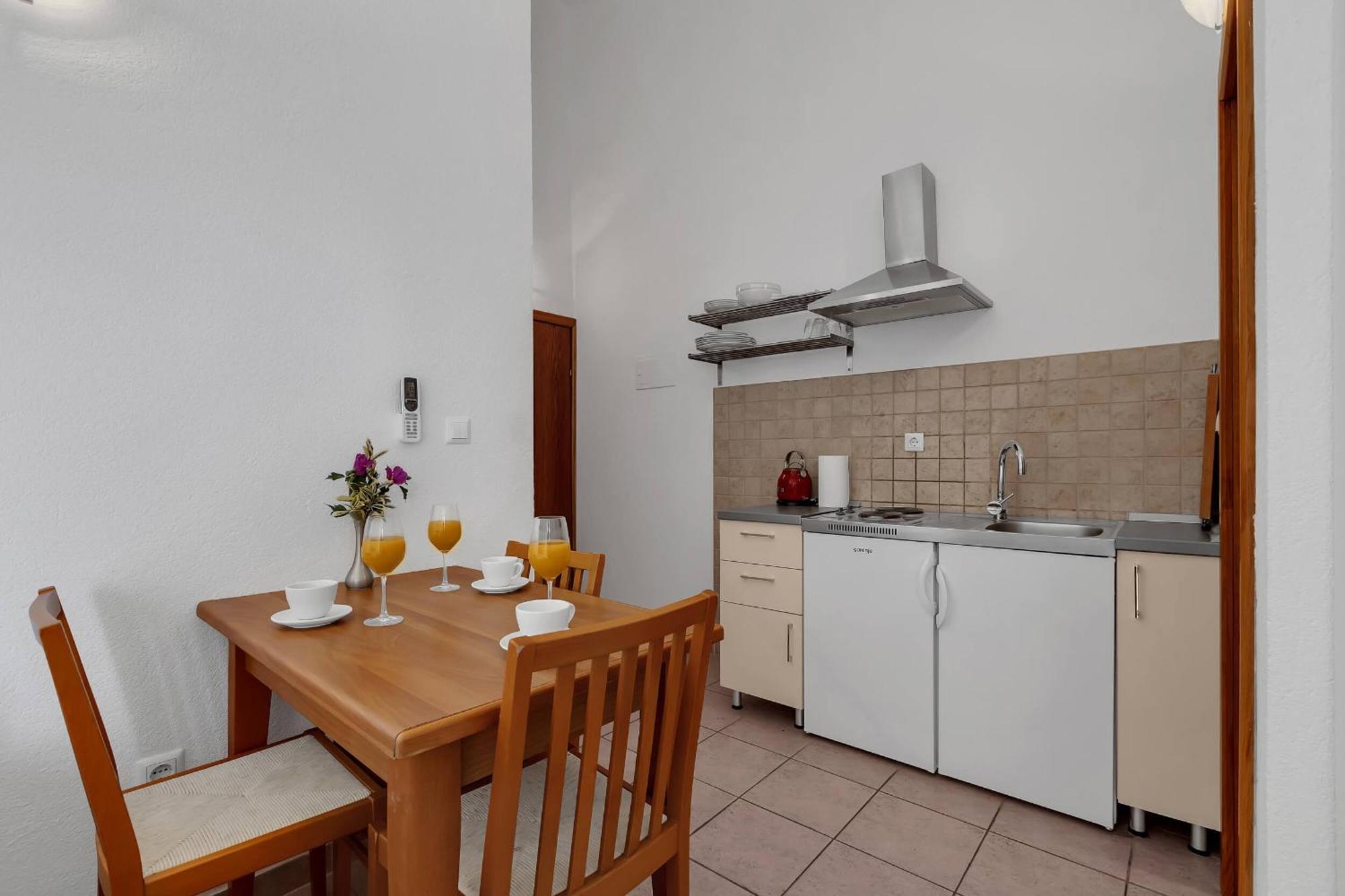 Apartments Marin Брела Номер фото